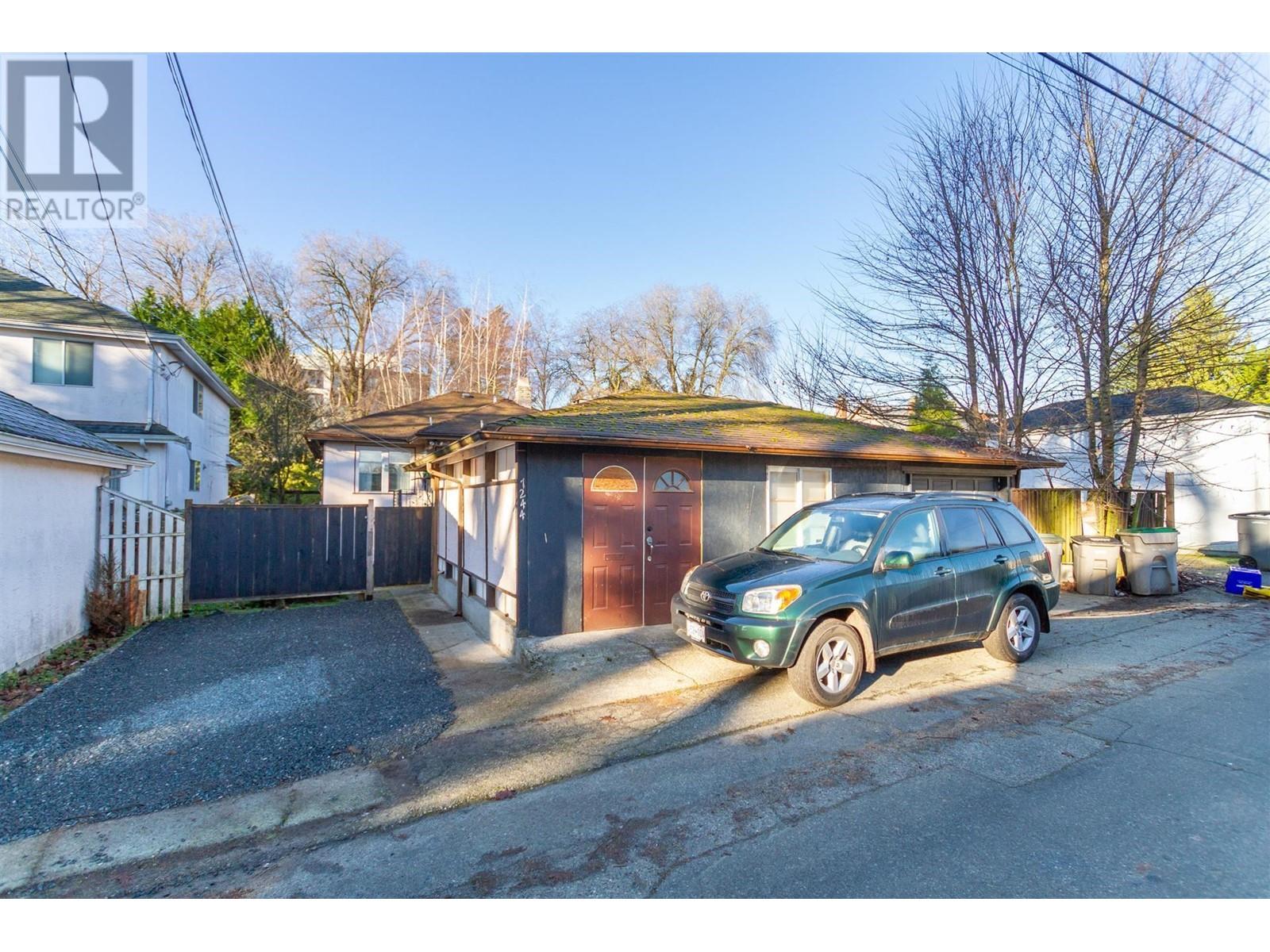 7244 Granville Street, Vancouver, British Columbia  V6P 4X9 - Photo 11 - R2955842