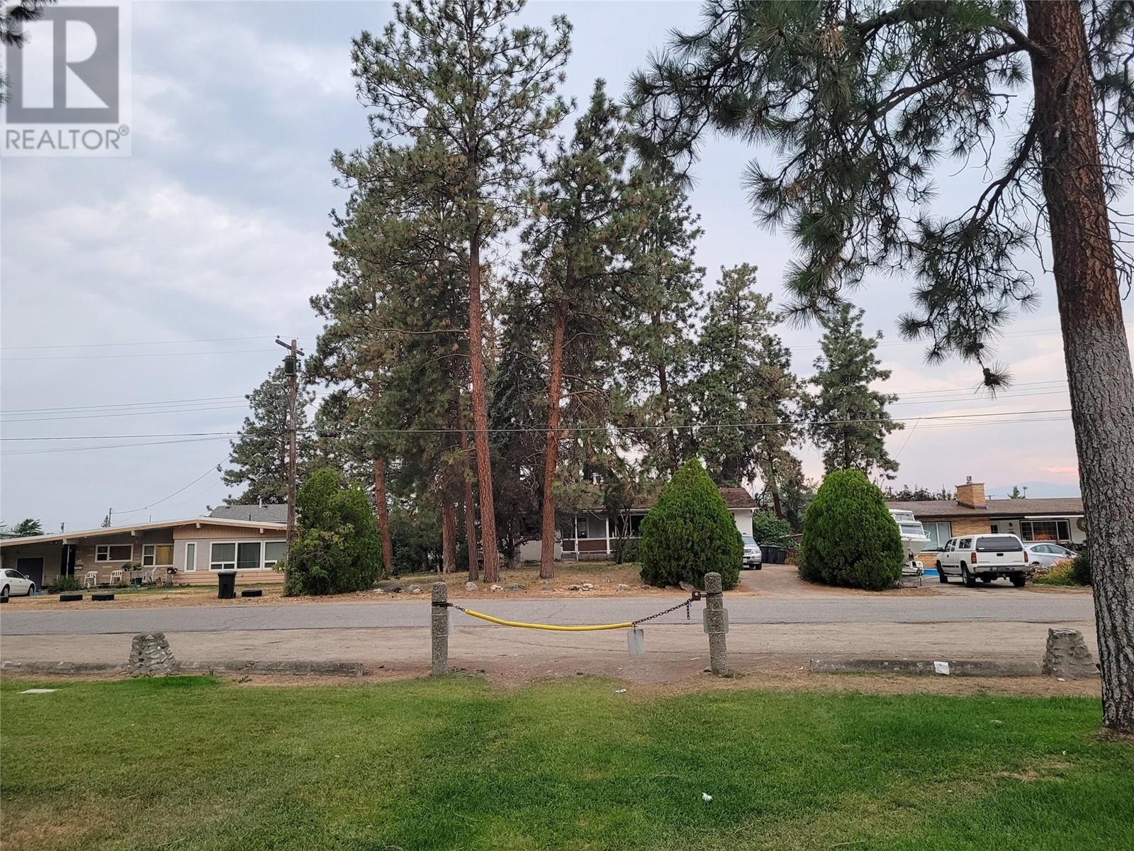 Property at 240 Pemberton Road image 2