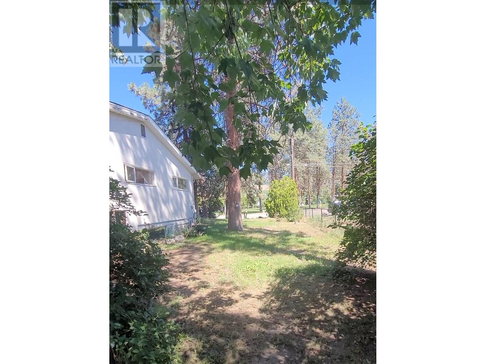 240 Pemberton Road, Kelowna, British Columbia  V1X 3H4 - Photo 7 - 10332366