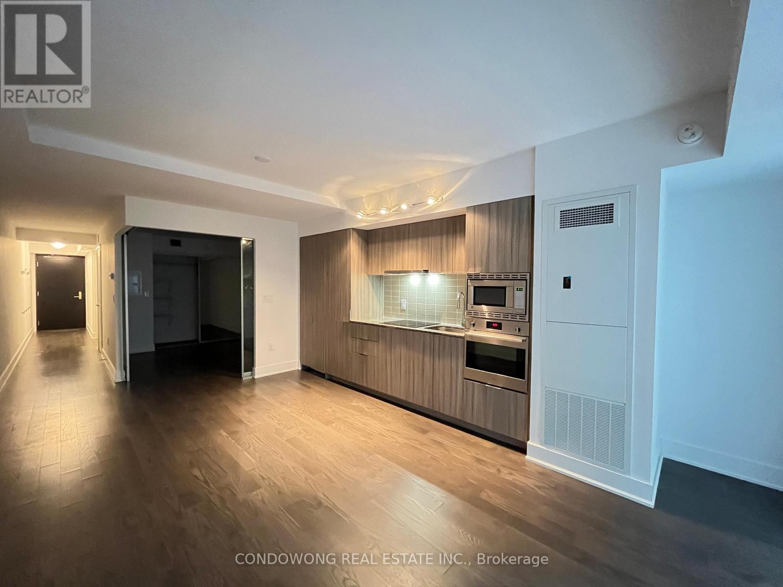 418 - 955 Bay Street, Toronto, Ontario  M5S 2A2 - Photo 4 - C11926952