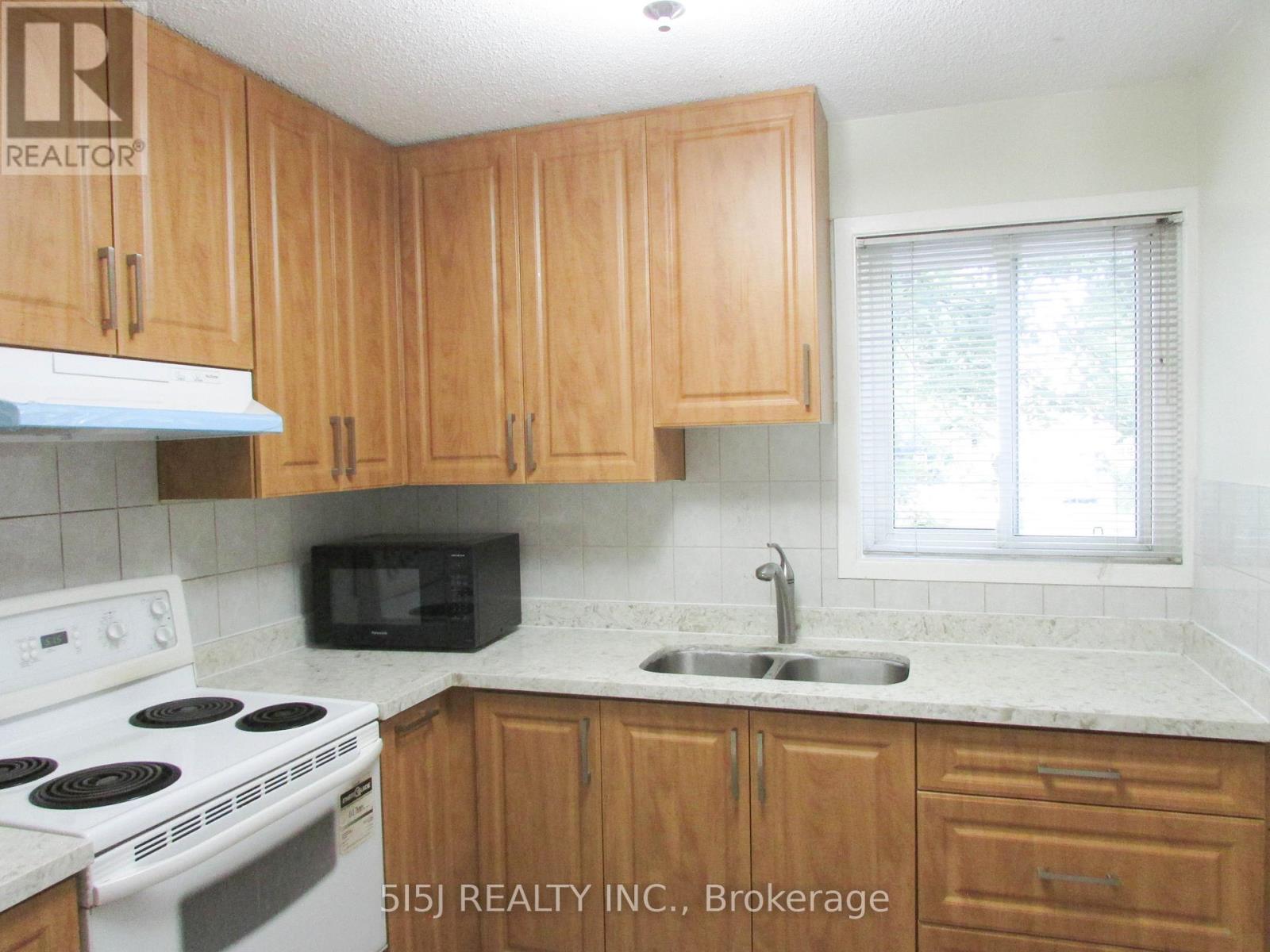 Property at 252 MILAN STREET image 4