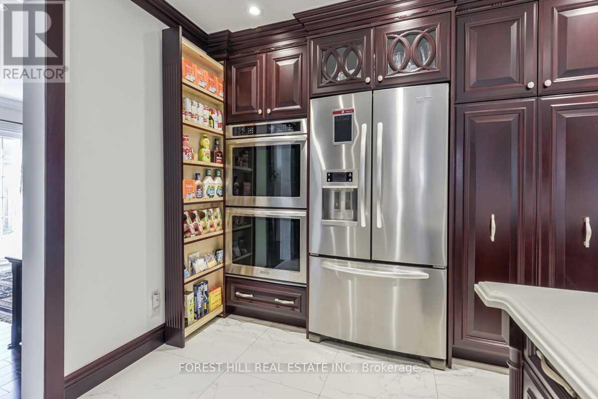 257 Fincham Avenue, Markham (Markham Village), Ontario  L3P 4E5 - Photo 8 - N11926929