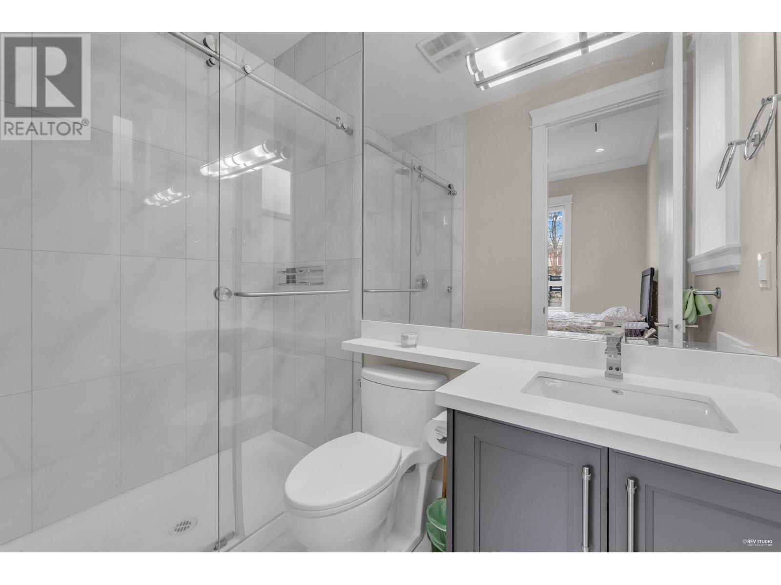 5842 Portland Street, Burnaby, British Columbia  V5J 2R8 - Photo 17 - R2955486