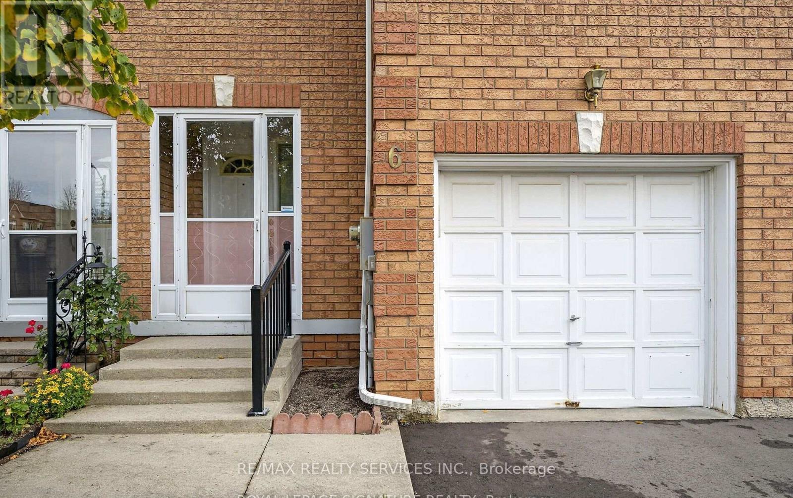 6 - 200 Cresthaven Road, Brampton, Ontario  L7A 1J5 - Photo 2 - W11927010