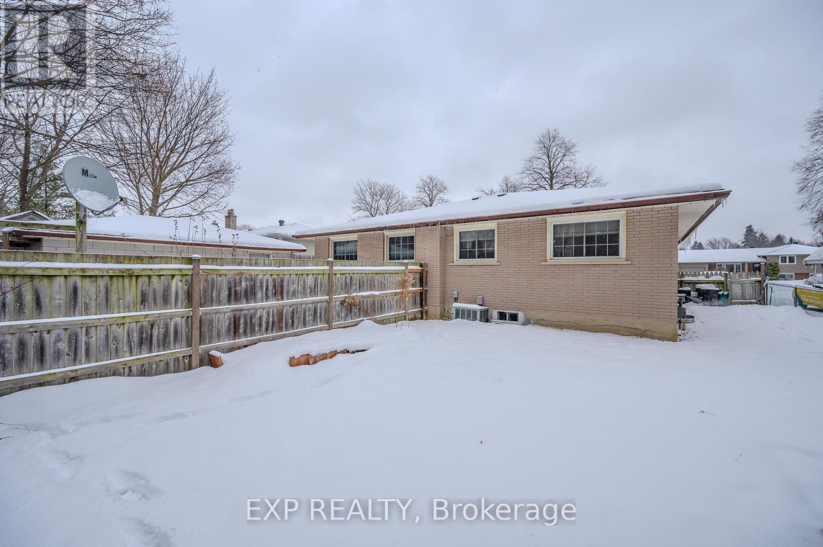 82 Conway Drive, Kitchener, Ontario  N2A 2C5 - Photo 34 - X11926954