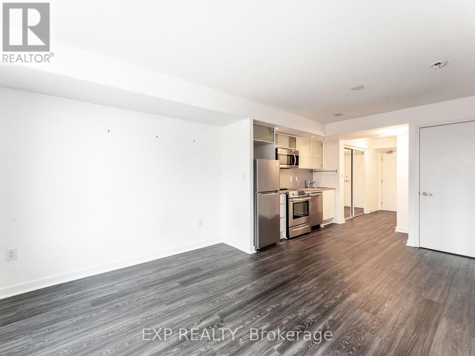 901 - 25 Telegram Mews, Toronto, Ontario  M5V 3Z1 - Photo 13 - C11926869