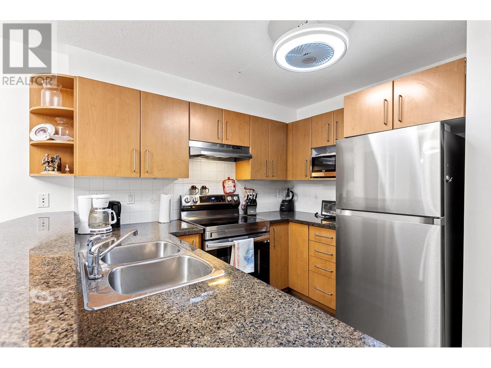 313 3388 Morrey Court, Burnaby, British Columbia  V3J 7Y5 - Photo 5 - R2957034