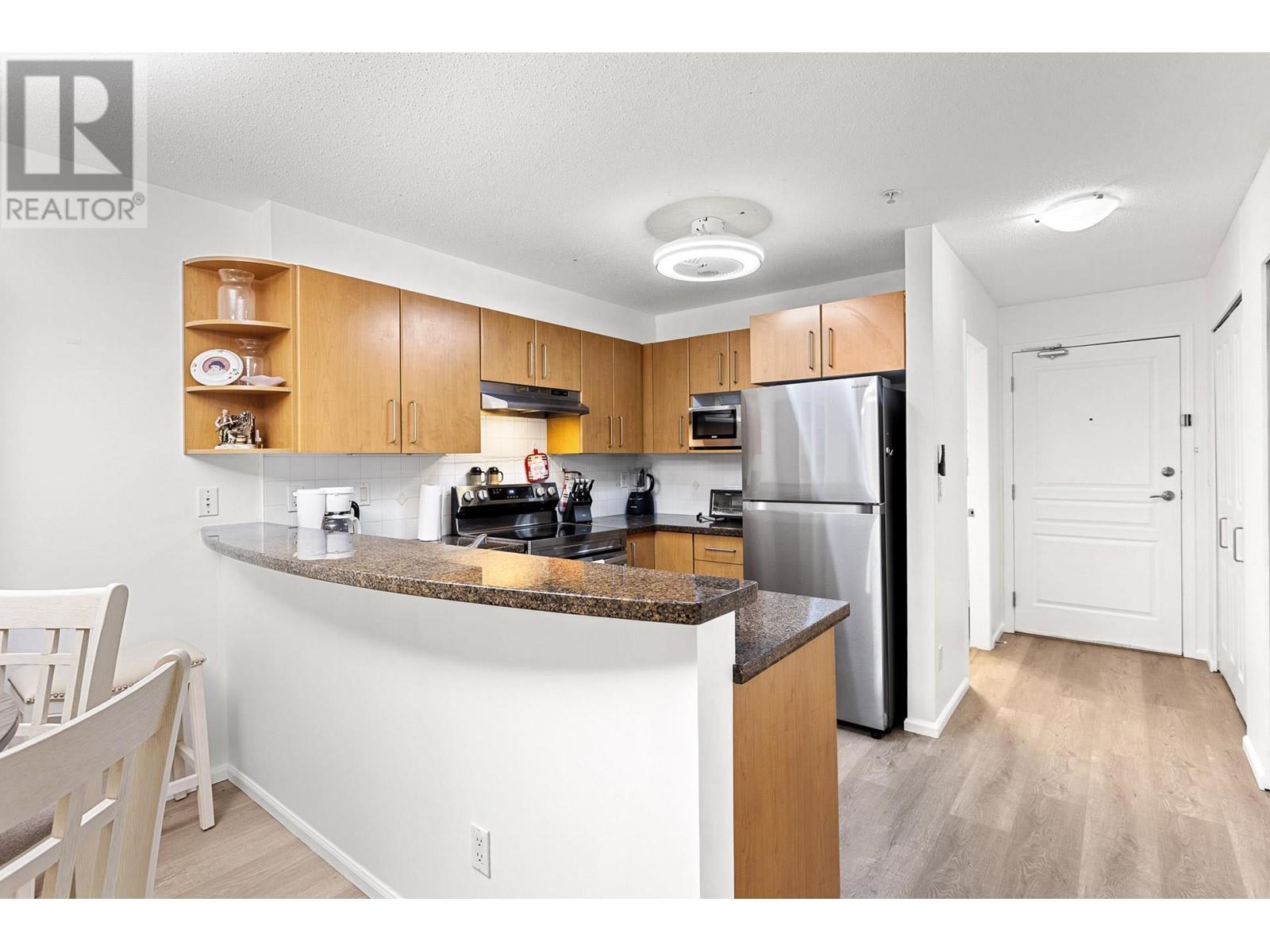 313 3388 Morrey Court, Burnaby, British Columbia  V3J 7Y5 - Photo 8 - R2957034