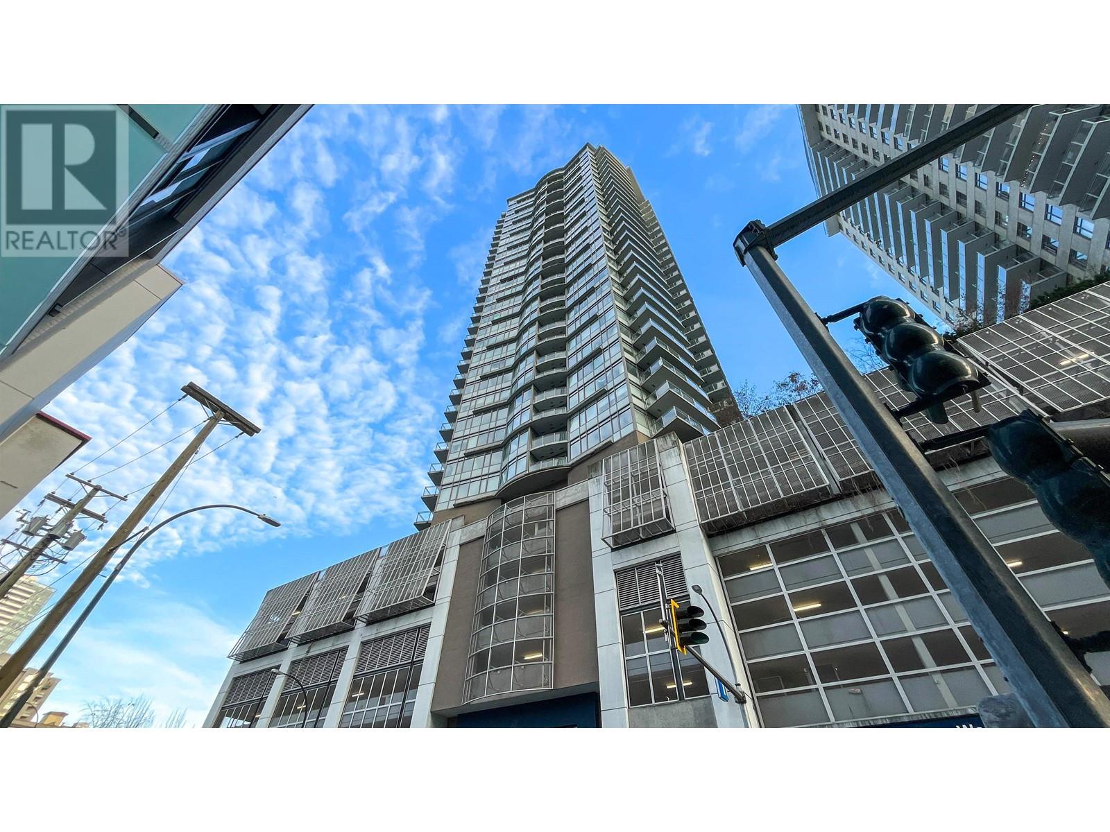 3202 888 Carnarvon Street, New Westminster, British Columbia  V3M 0C6 - Photo 2 - R2957053