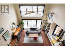 303 555 Chatham St, victoria, British Columbia