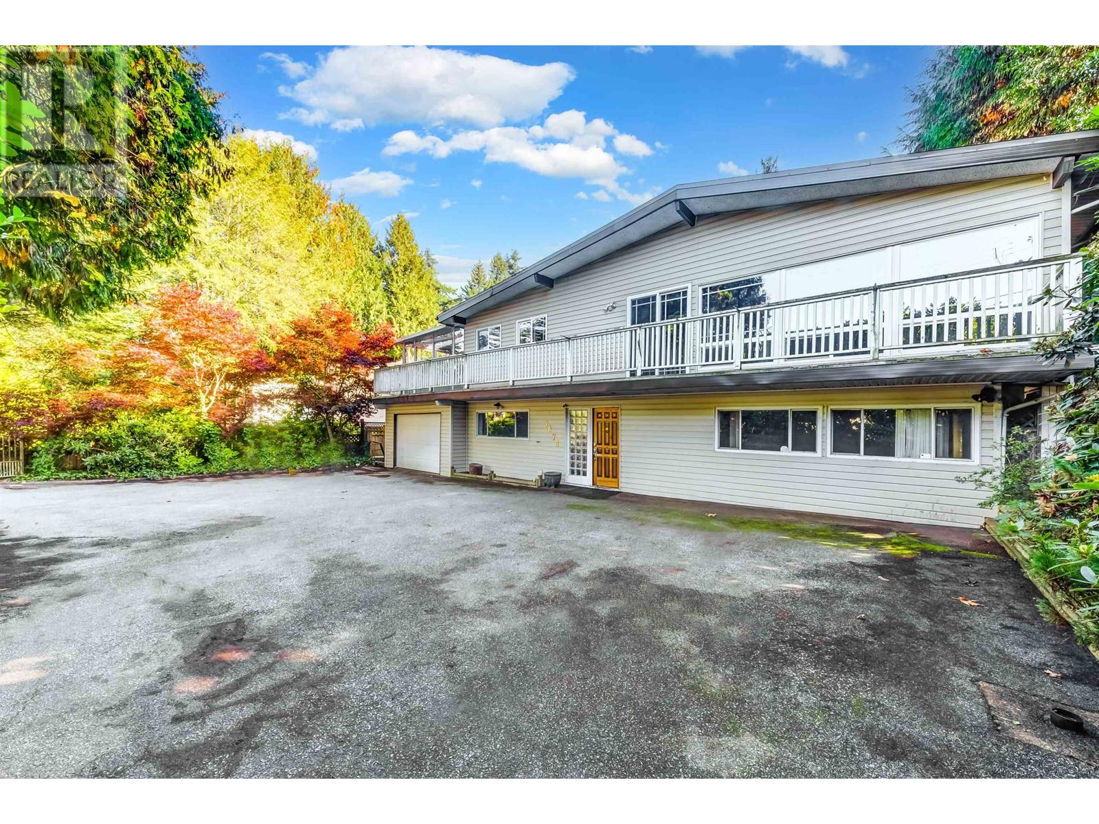 7674 Burris Street, Burnaby, British Columbia  V5E 1Z3 - Photo 2 - R2957047