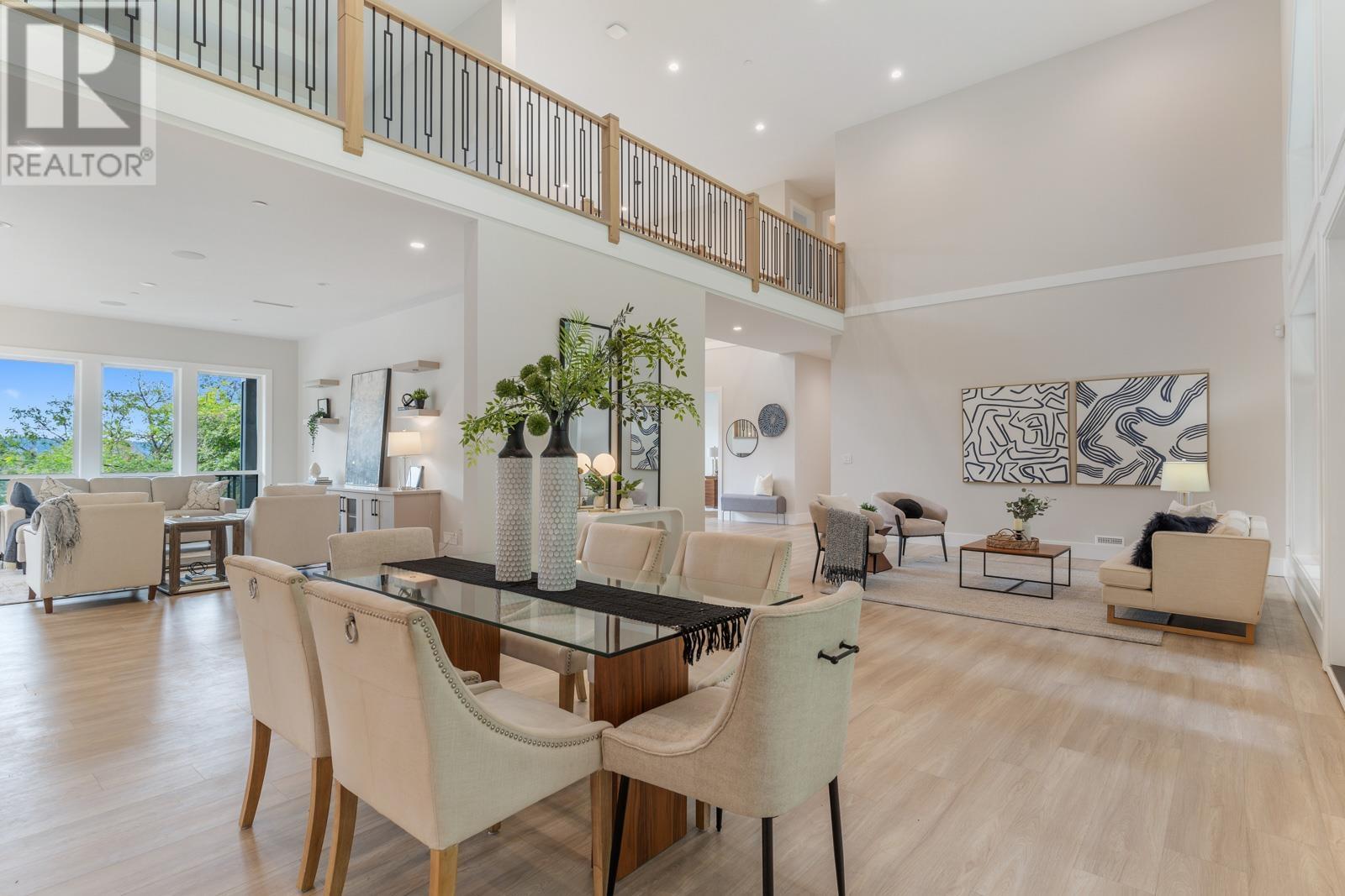 27107 River Road, Maple Ridge, British Columbia  V2W 1M4 - Photo 3 - R2957048