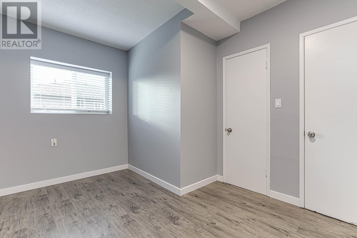 Rear 811 Duthie Avenue, Burnaby, British Columbia  V5B 4P8 - Photo 10 - R2957057