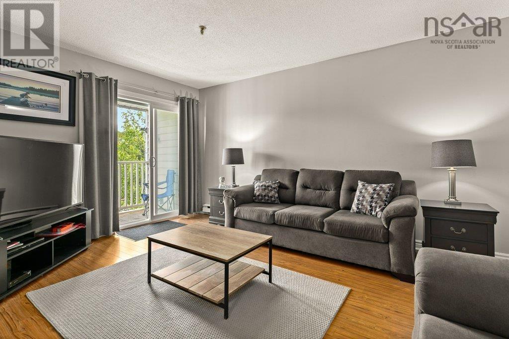 203 15 Langbrae Drive, Halifax, Nova Scotia  B3M 3W5 - Photo 3 - 202501038