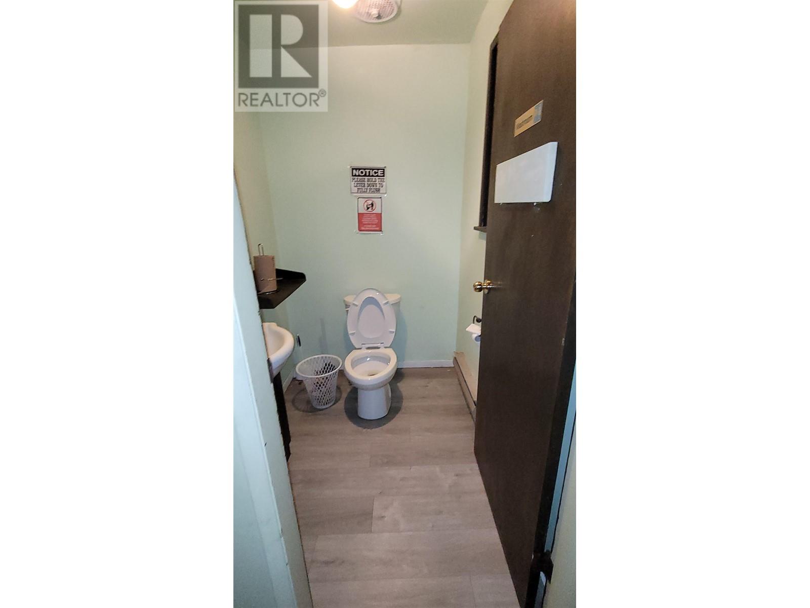2 3343 Kingsway, Vancouver, British Columbia  V5R 5K6 - Photo 9 - C8065722