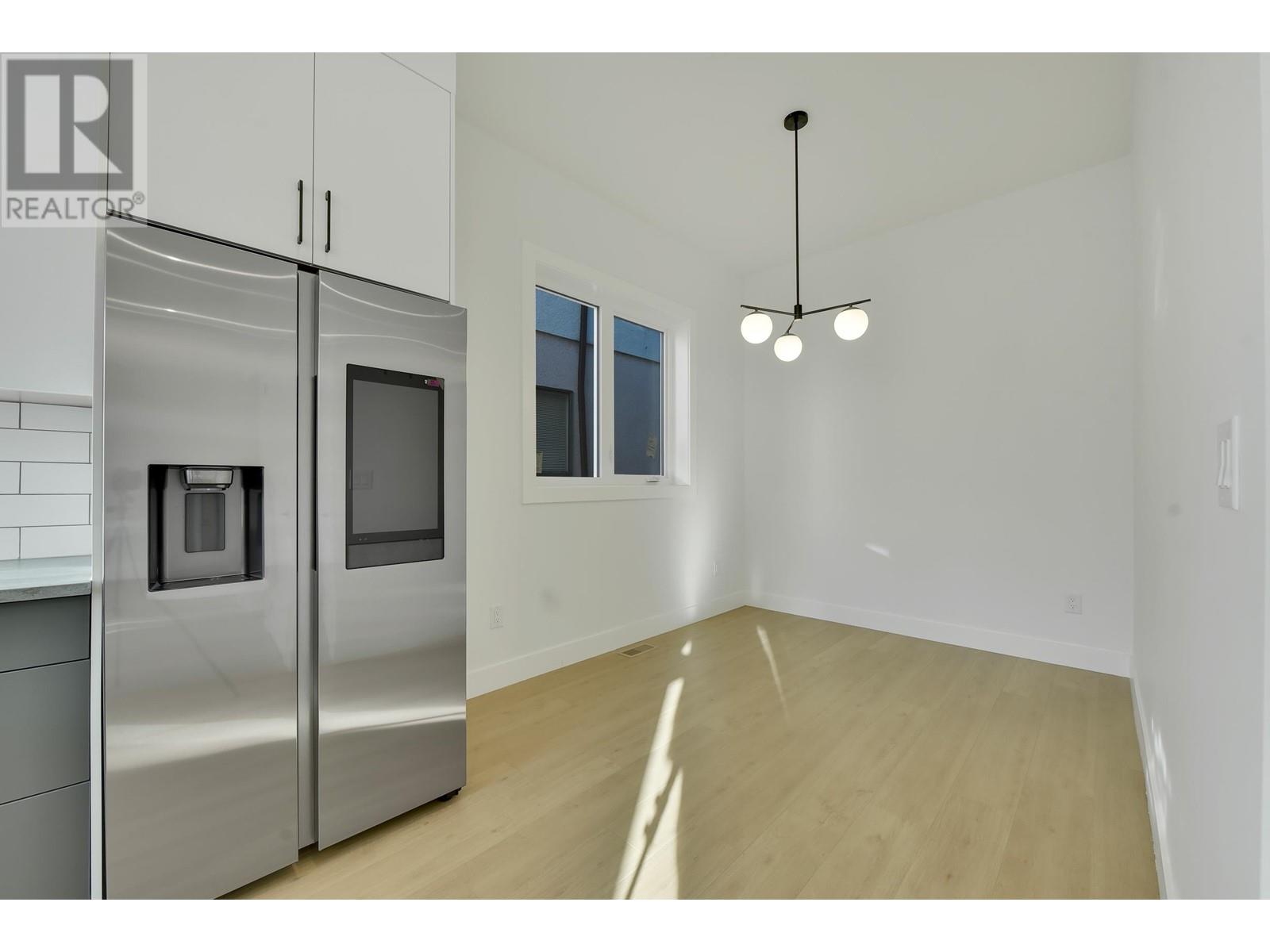 2 1436 E 1st Avenue, Vancouver, British Columbia  V5N 1A3 - Photo 8 - R2955762