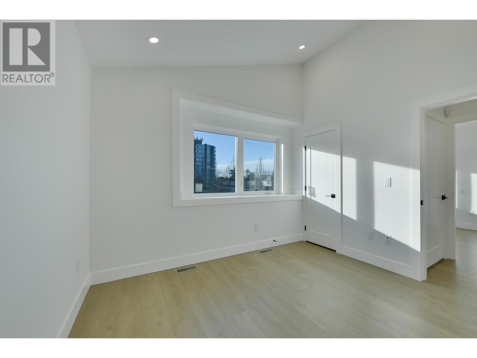 2 1436 E 1st Avenue, Vancouver, British Columbia  V5N 1A3 - Photo 17 - R2955762