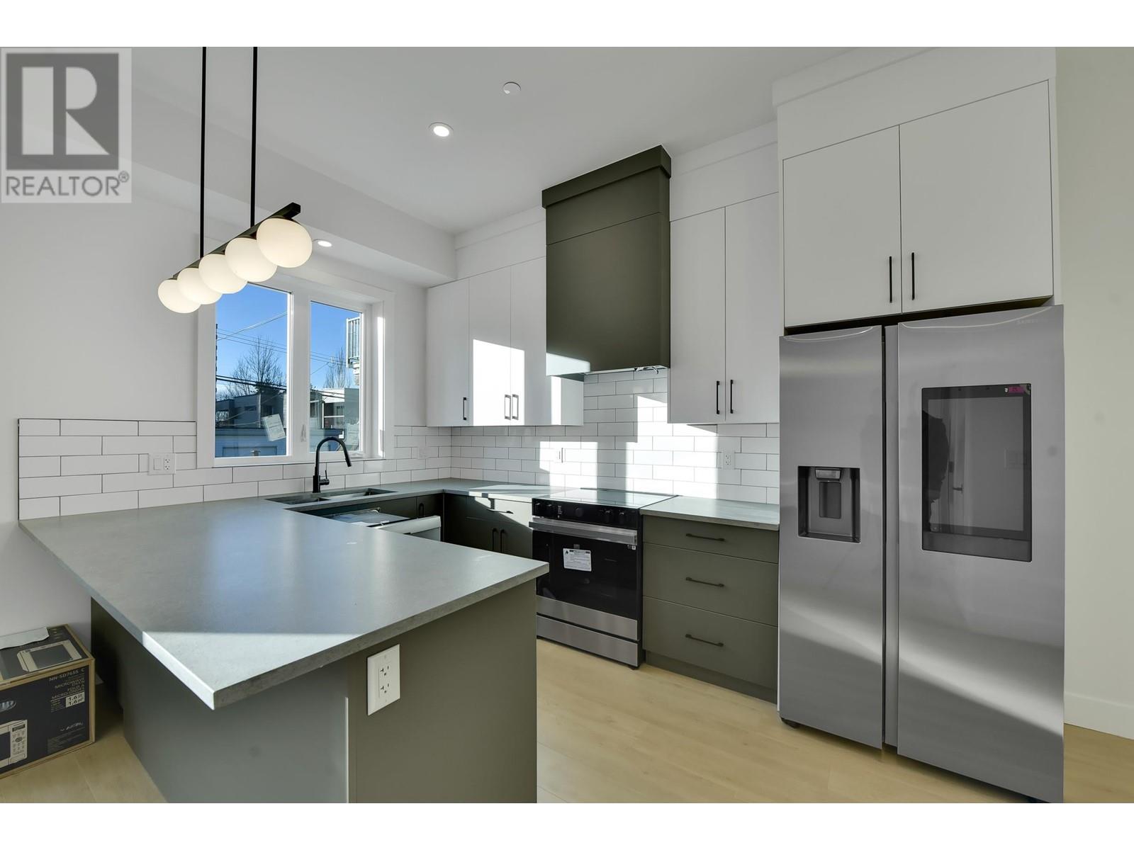 2 1436 E 1st Avenue, Vancouver, British Columbia  V5N 1A3 - Photo 7 - R2955762