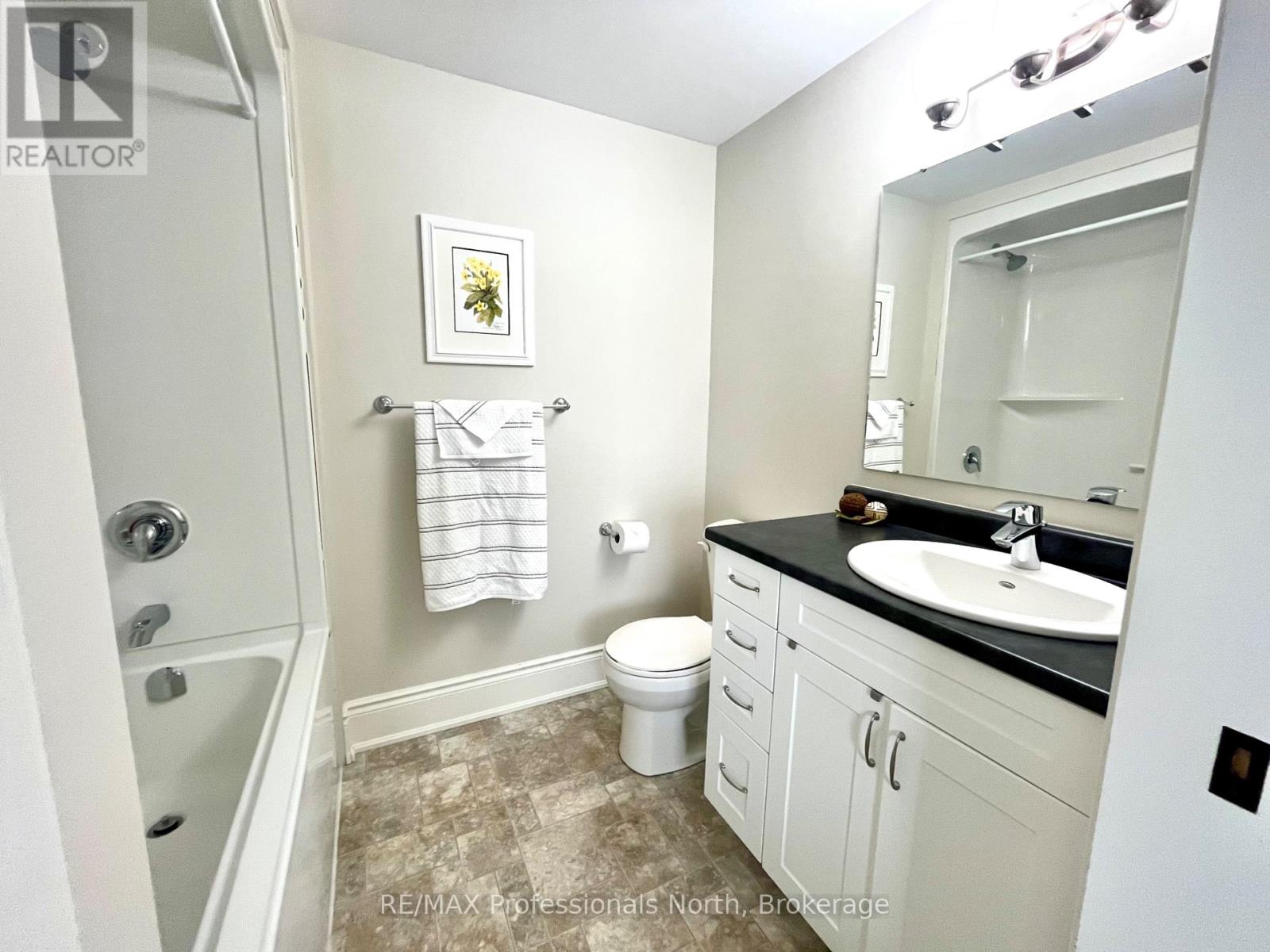 204 - 9 Newcastle Street, Minden Hills, Ontario  K0M 2K0 - Photo 18 - X11927166