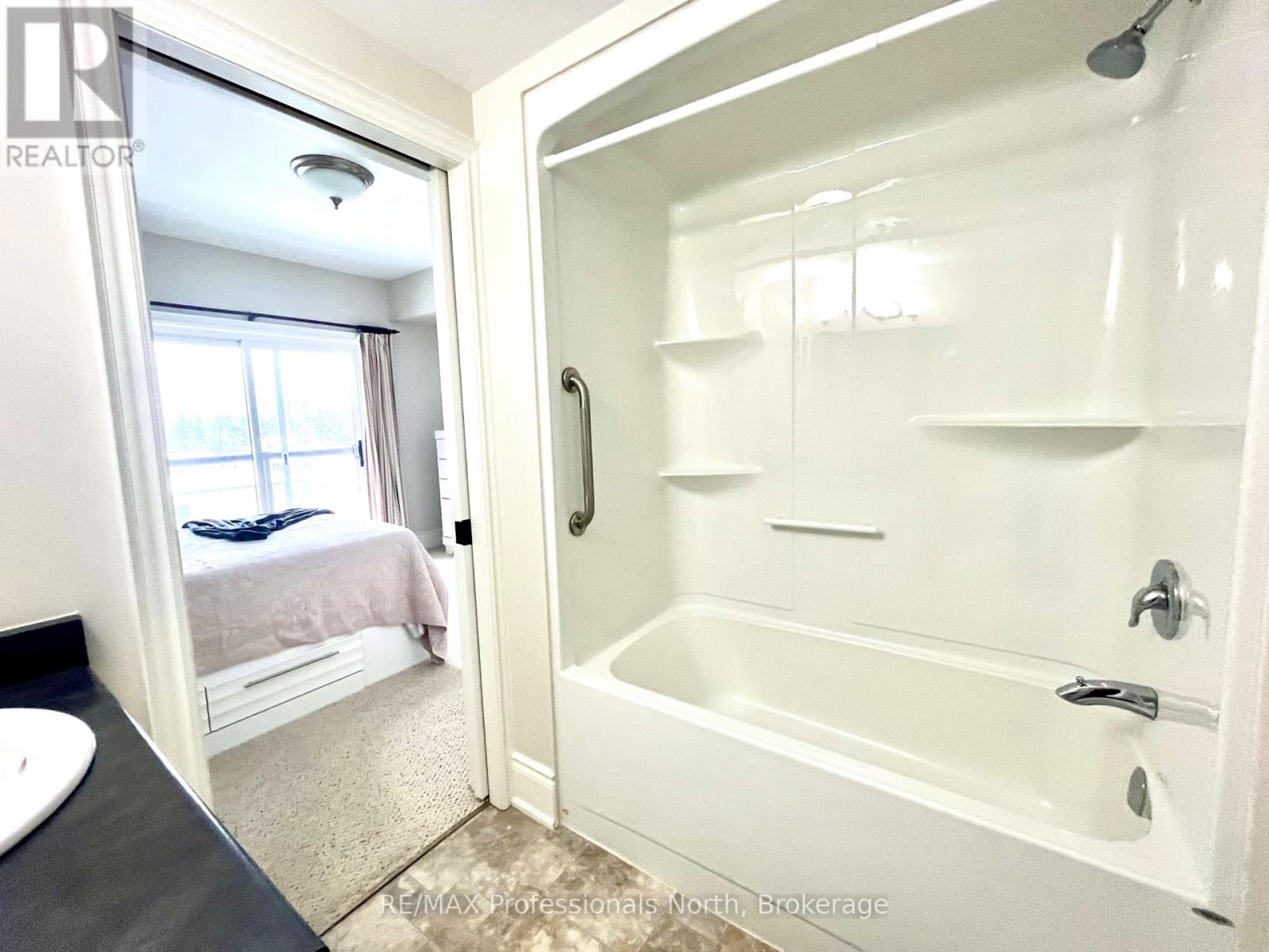 204 - 9 Newcastle Street, Minden Hills, Ontario  K0M 2K0 - Photo 20 - X11927166