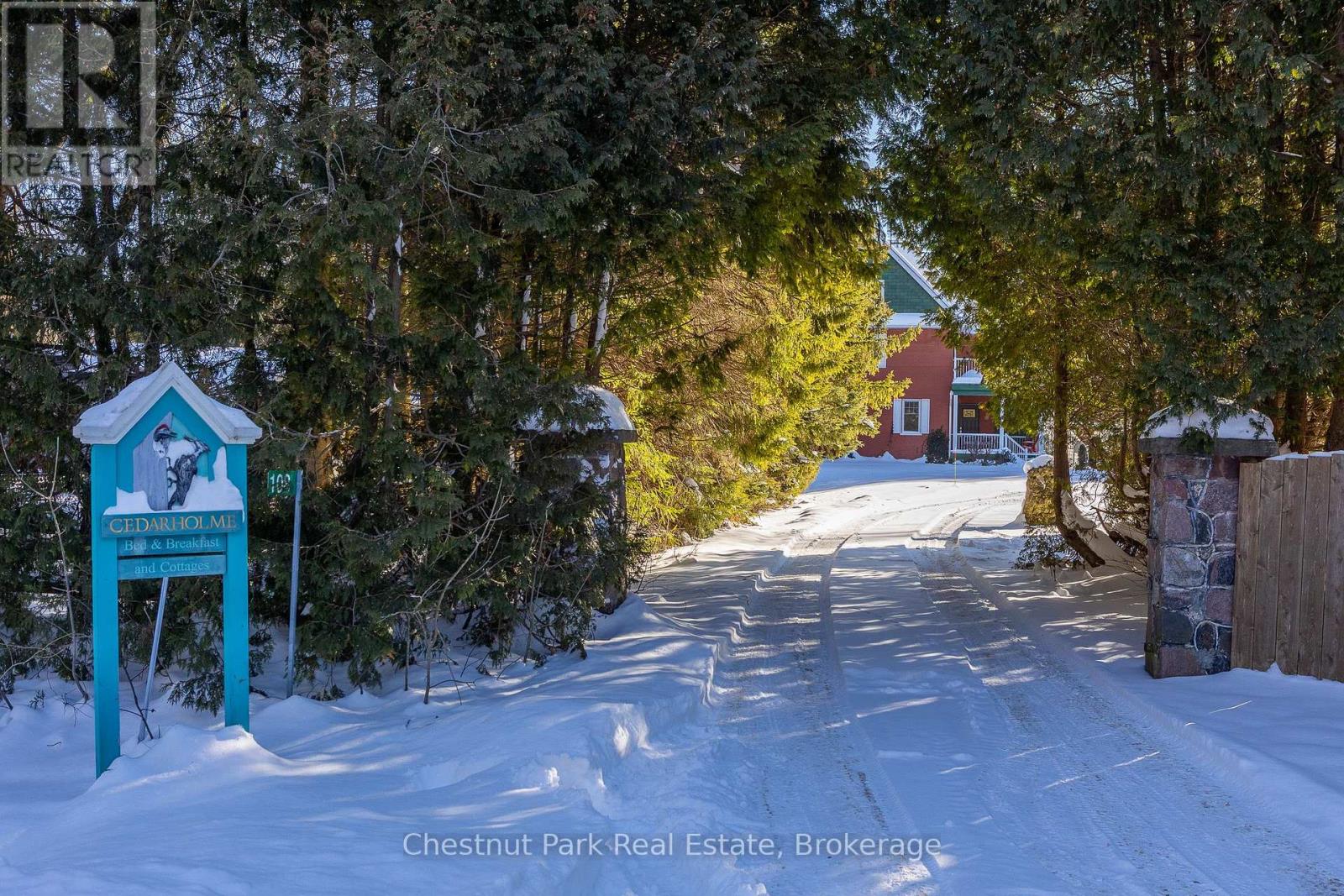 108 Beech Street, South Bruce Peninsula, Ontario  N0H 2T0 - Photo 4 - X11927191