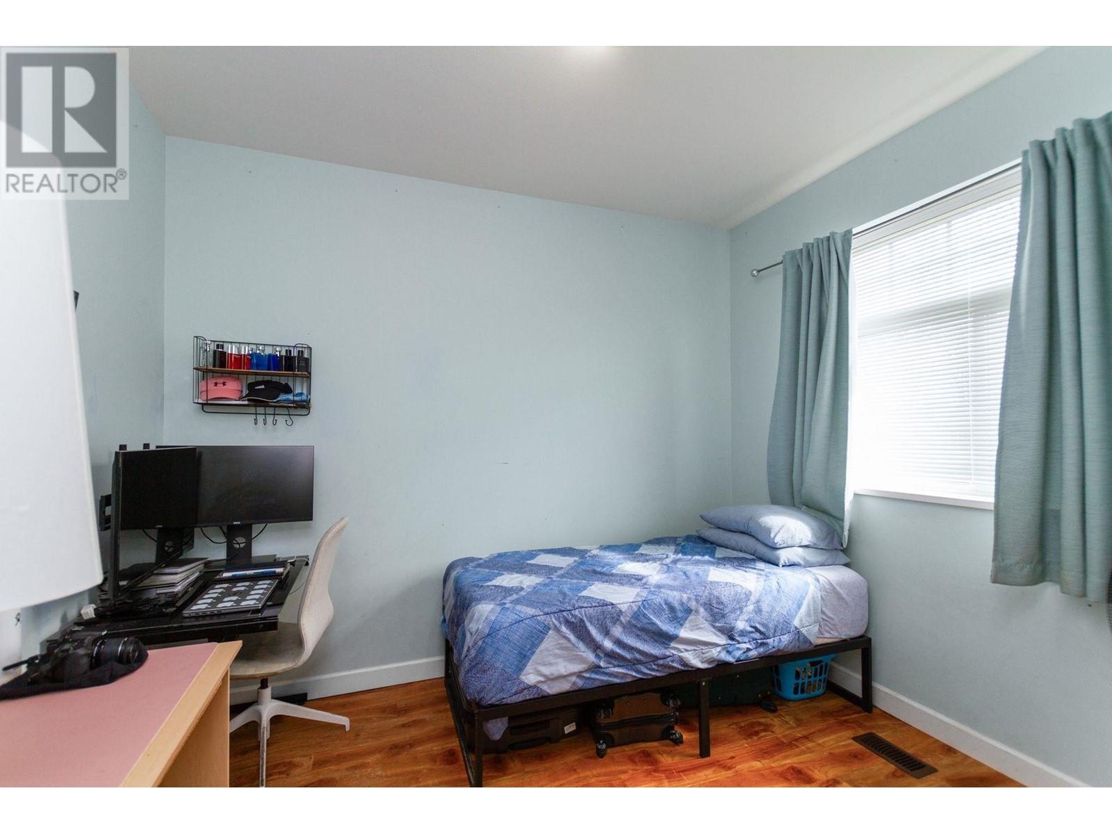 2631 Napier Street, Vancouver, British Columbia  V5K 2W7 - Photo 13 - R2955652