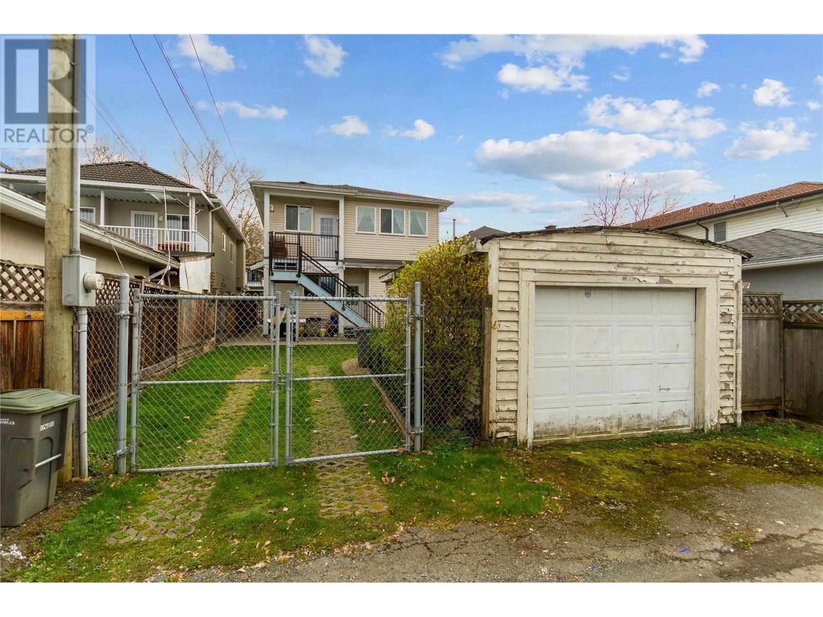 2631 Napier Street, Vancouver, British Columbia  V5K 2W7 - Photo 8 - R2955652