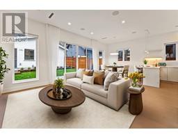 2 2241 E 8TH AVENUE, Vancouver, British Columbia