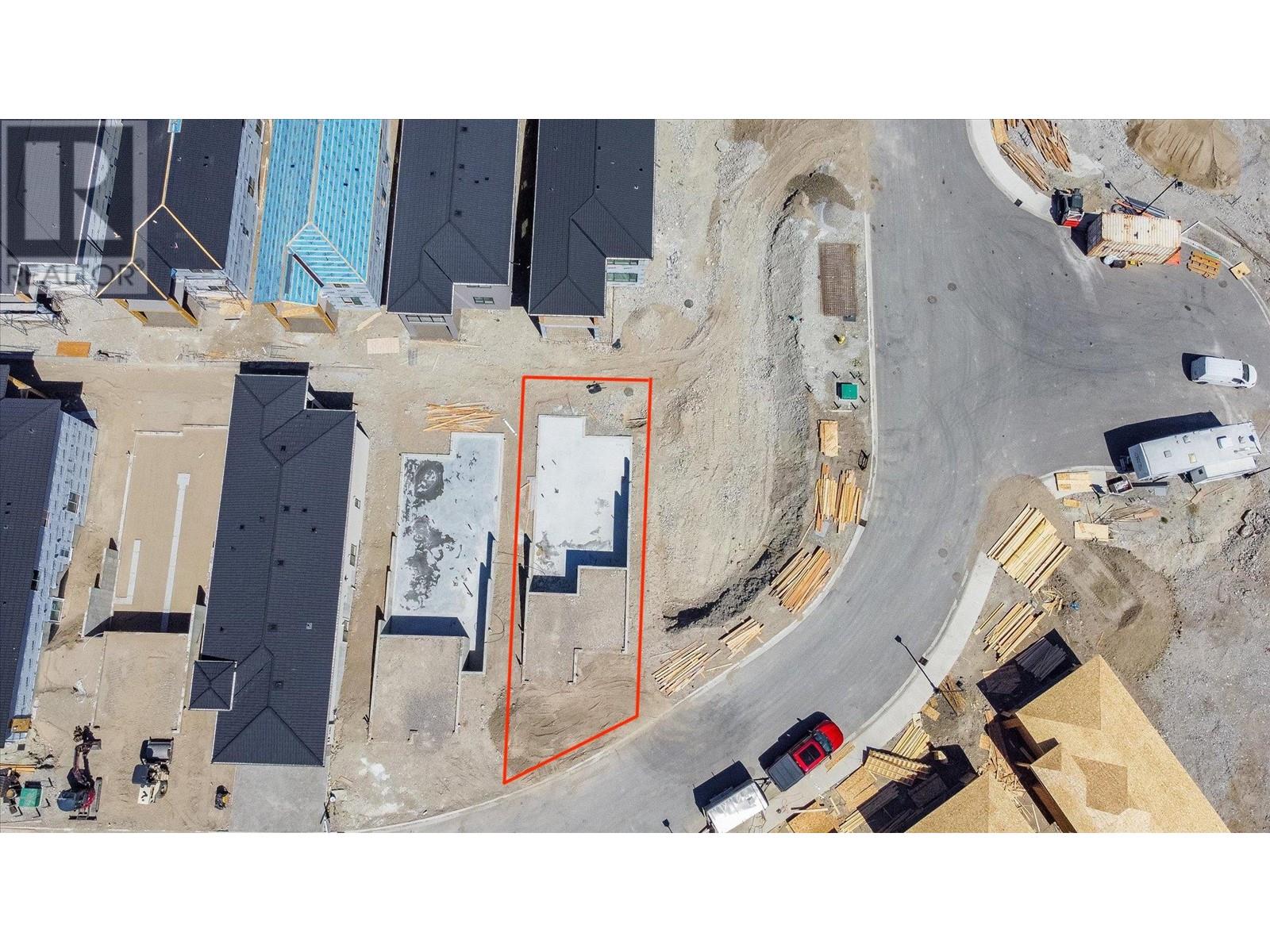 Property at 1678 Harbour View Crescent image 3