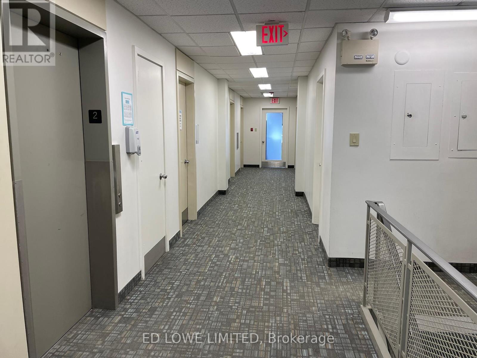 212&214 - 121 Wellington Street W, Barrie, Ontario  L4N 1L2 - Photo 12 - S7391302