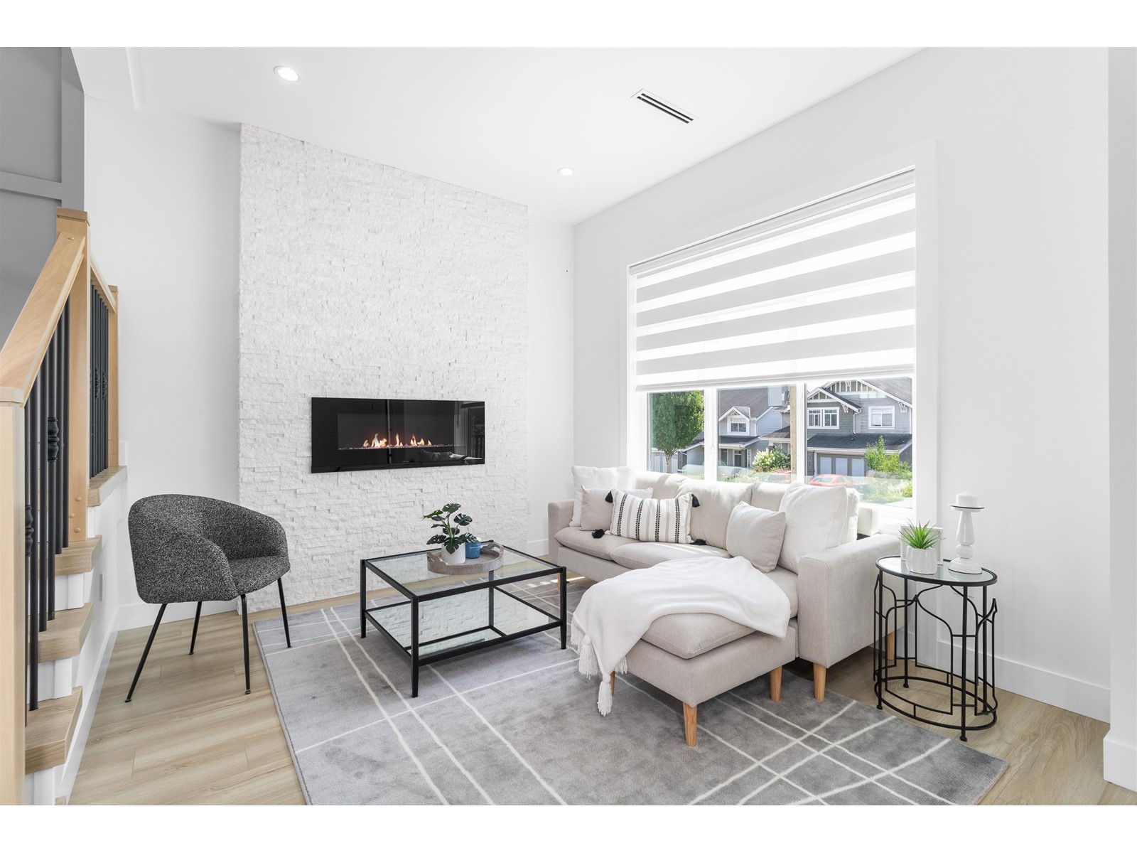 Property at 20481 68 AVENUE image 3