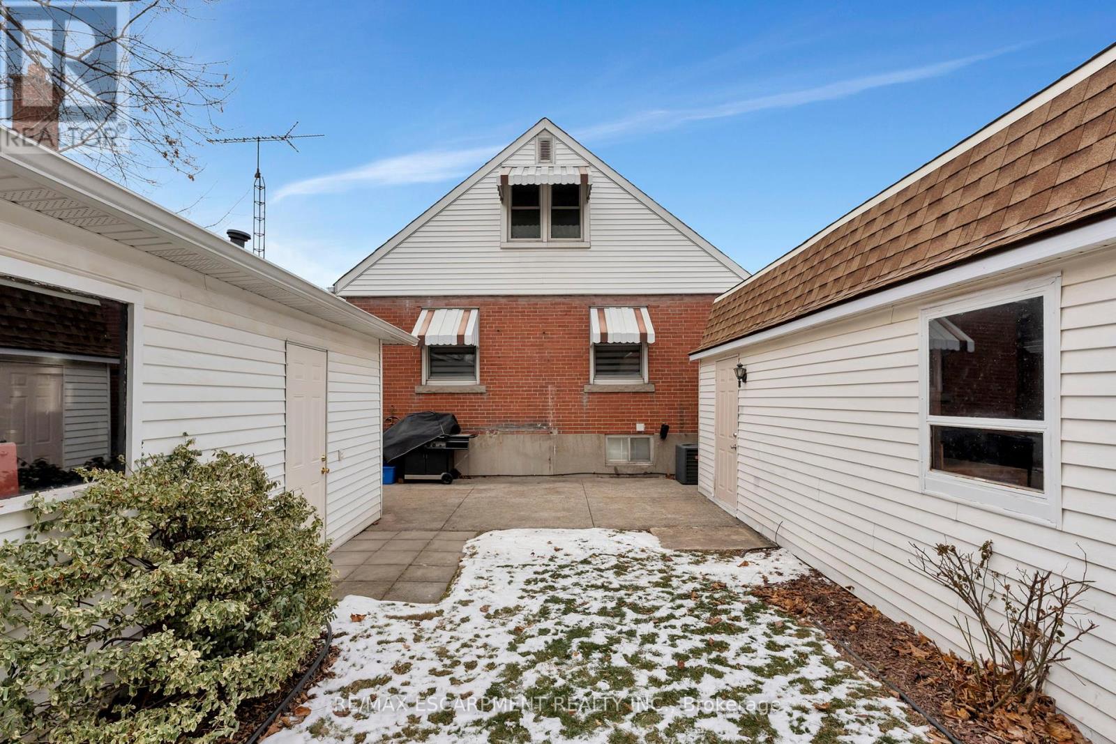 131 East 42nd Street, Hamilton, Ontario  L8T 3A2 - Photo 7 - X11927302