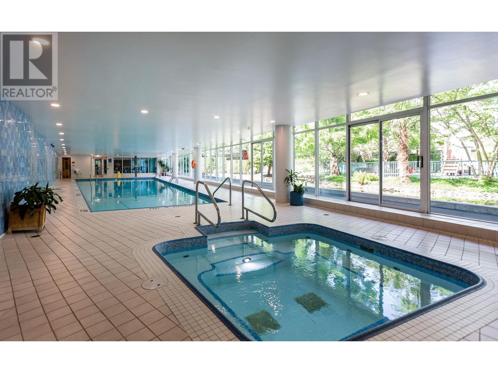 Listing Picture 28 of 33 : 2307 1033 MARINASIDE CRESCENT, Vancouver / 溫哥華 - 魯藝地產 Yvonne Lu Group - MLS Medallion Club Member