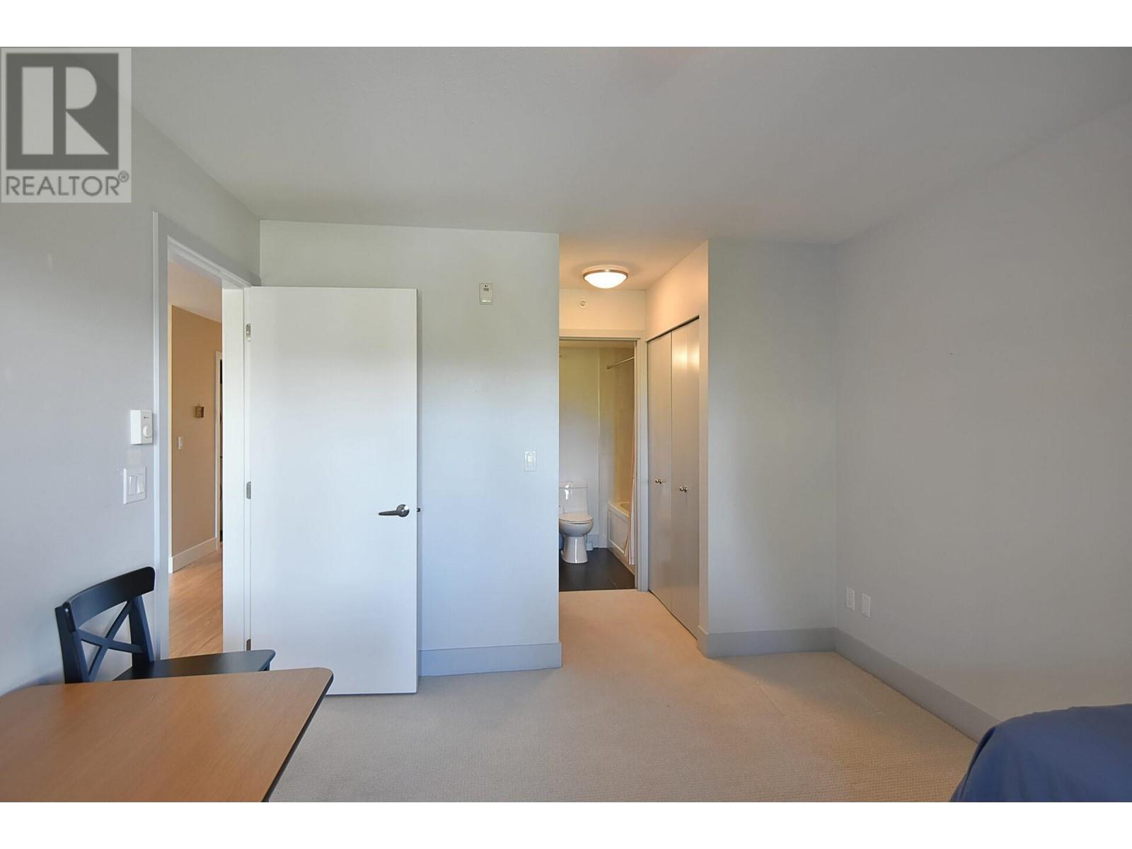 309 5682 Wharf Avenue, Sechelt, British Columbia  V7Z 0J3 - Photo 13 - R2957145