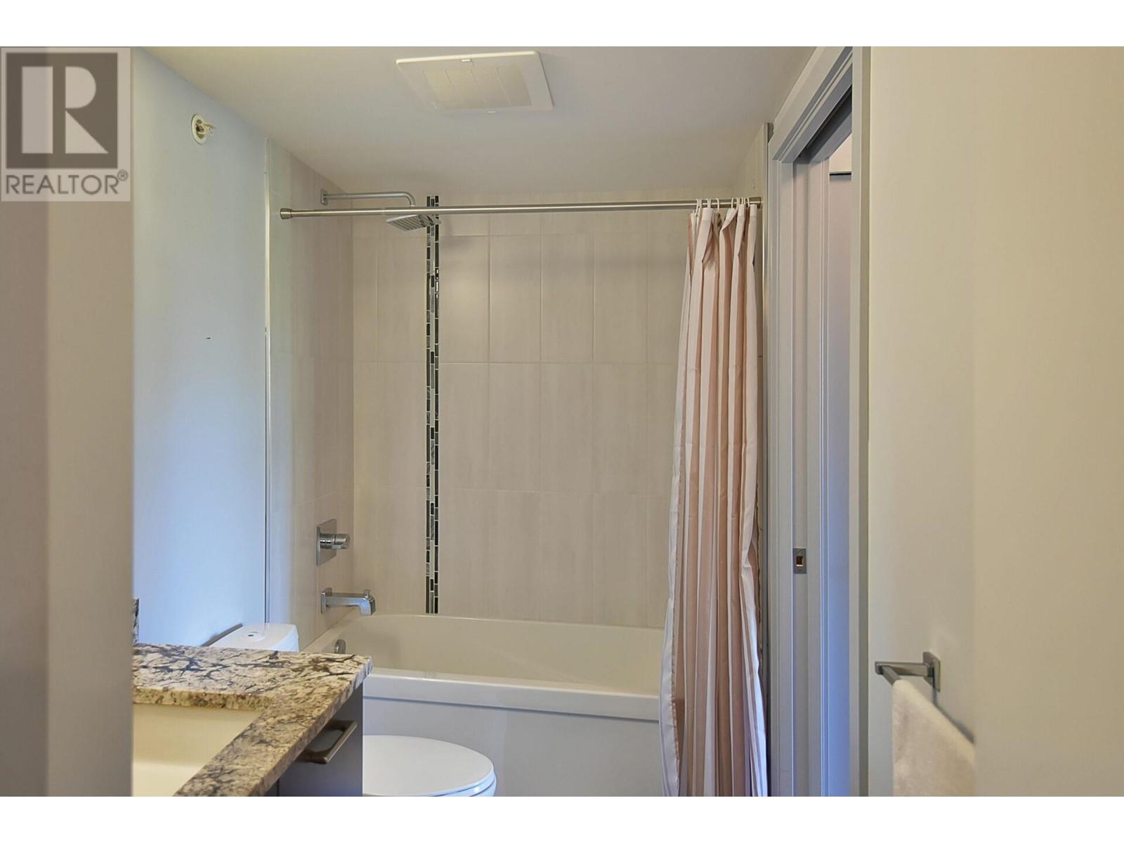 309 5682 Wharf Avenue, Sechelt, British Columbia  V7Z 0J3 - Photo 14 - R2957145