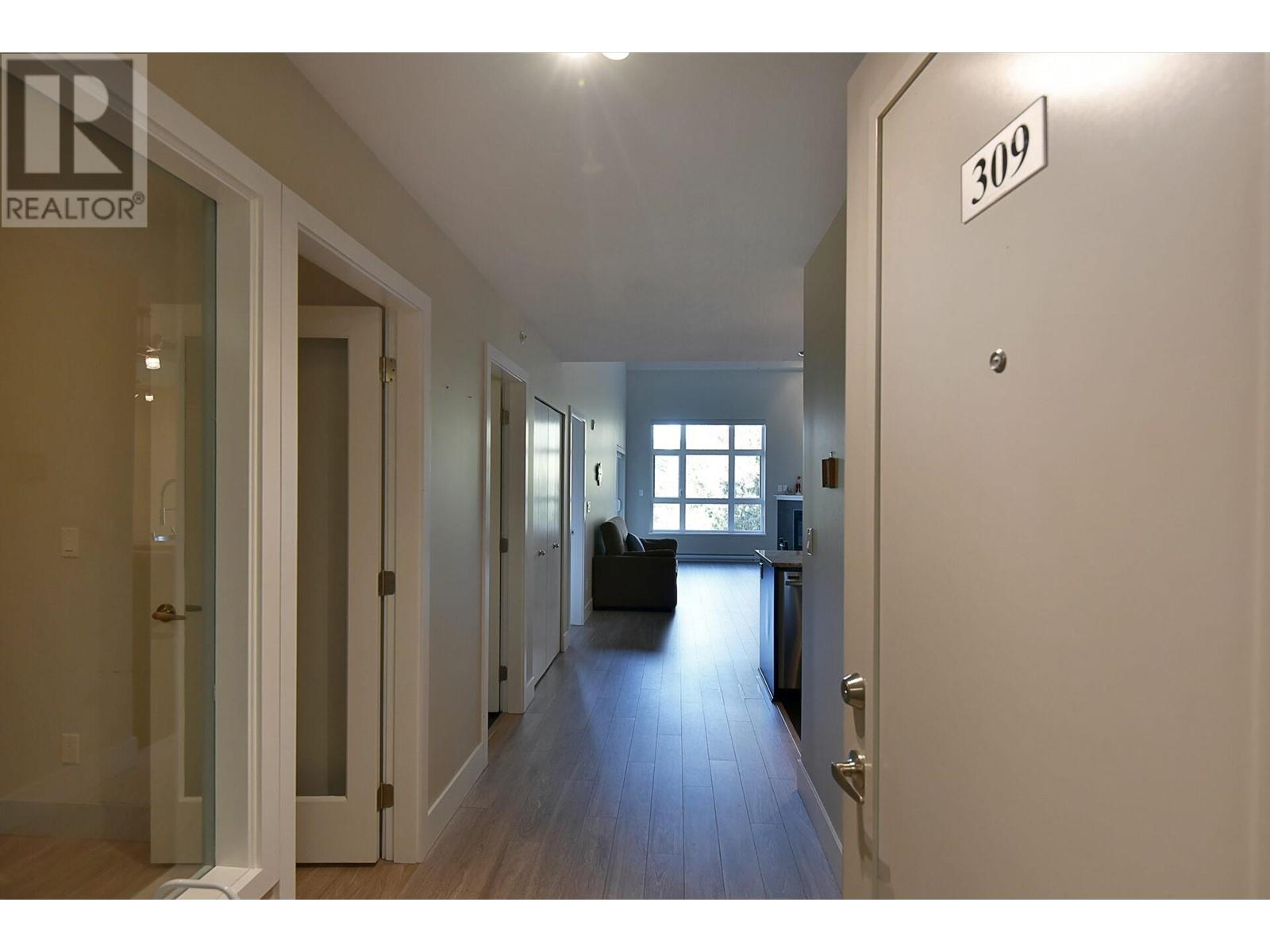 309 5682 Wharf Avenue, Sechelt, British Columbia  V7Z 0J3 - Photo 17 - R2957145