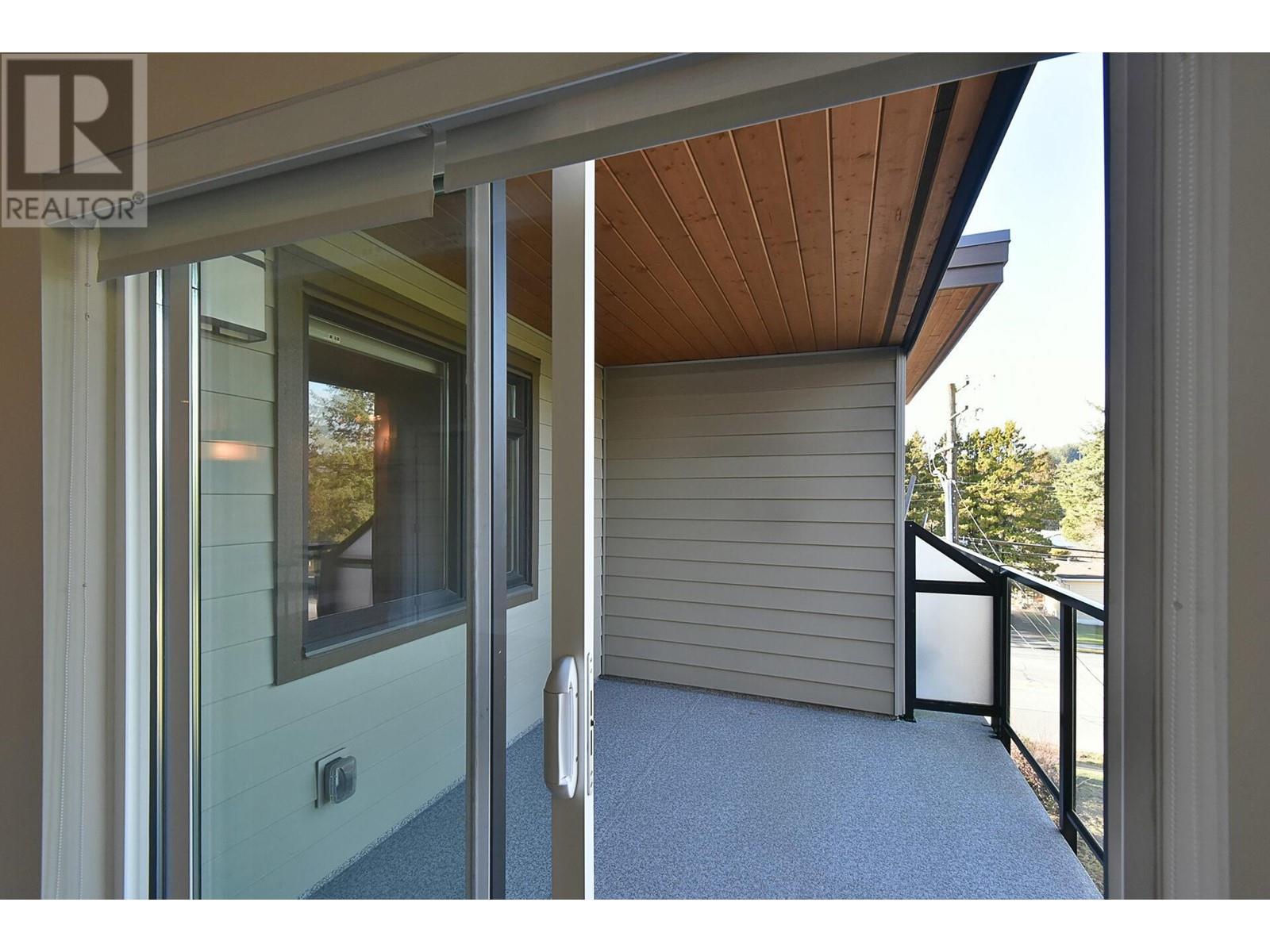 309 5682 Wharf Avenue, Sechelt, British Columbia  V7Z 0J3 - Photo 7 - R2957145