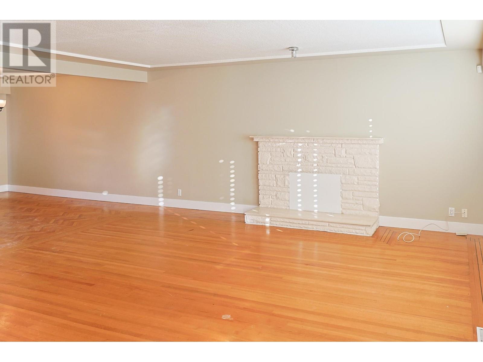 545 W 63rd Avenue, Vancouver, British Columbia  V6P 2G7 - Photo 9 - R2957070
