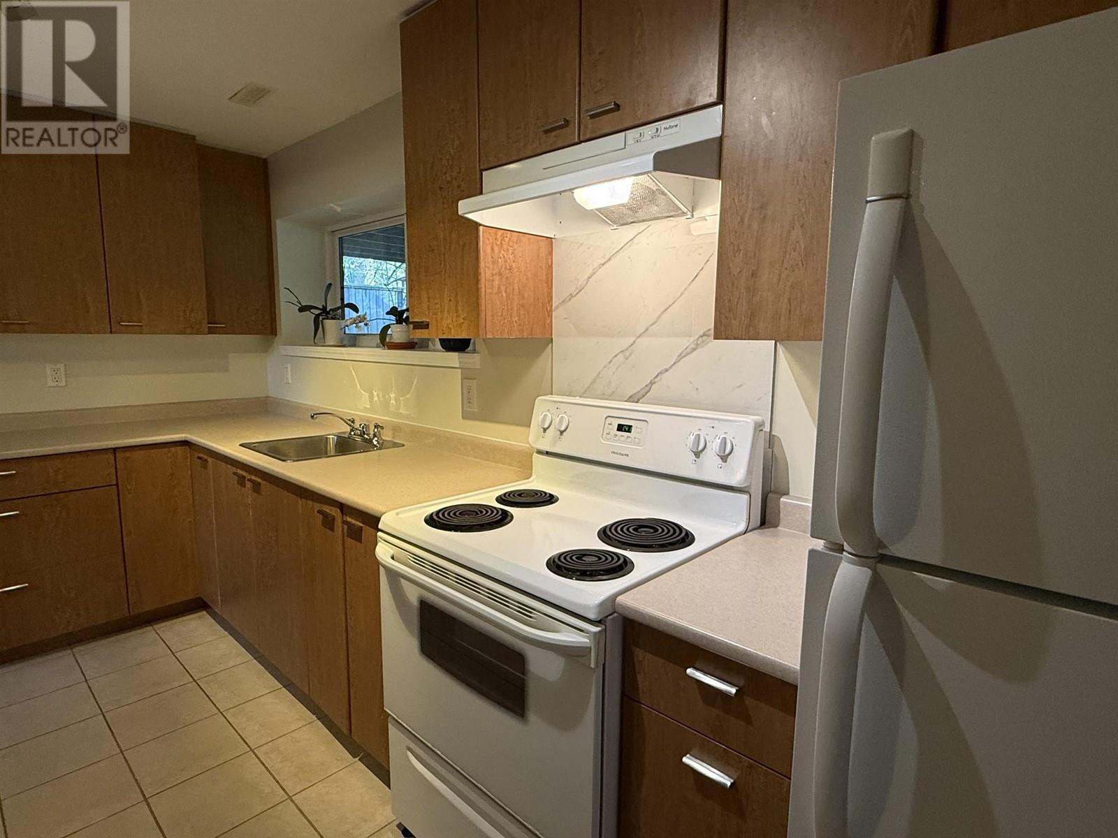 1436 Cambridge Drive, Coquitlam, British Columbia  V3J 2P7 - Photo 26 - R2957089