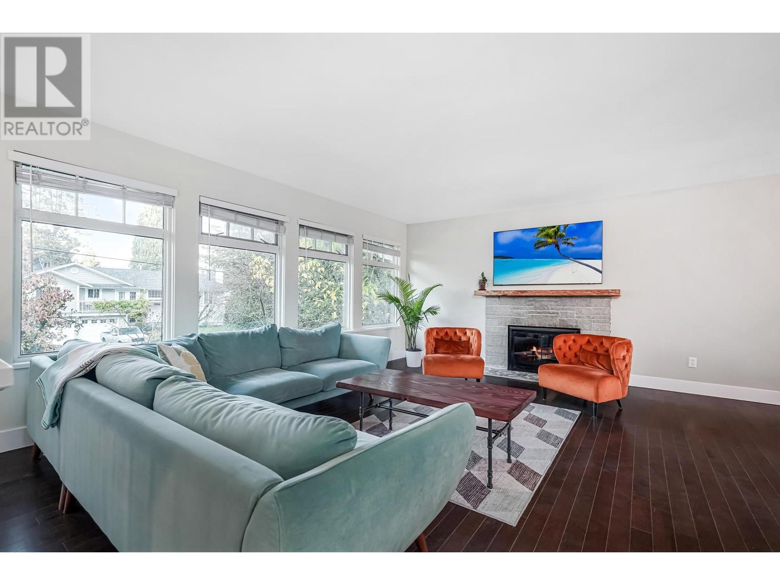 1436 Cambridge Drive, Coquitlam, British Columbia  V3J 2P7 - Photo 4 - R2957089