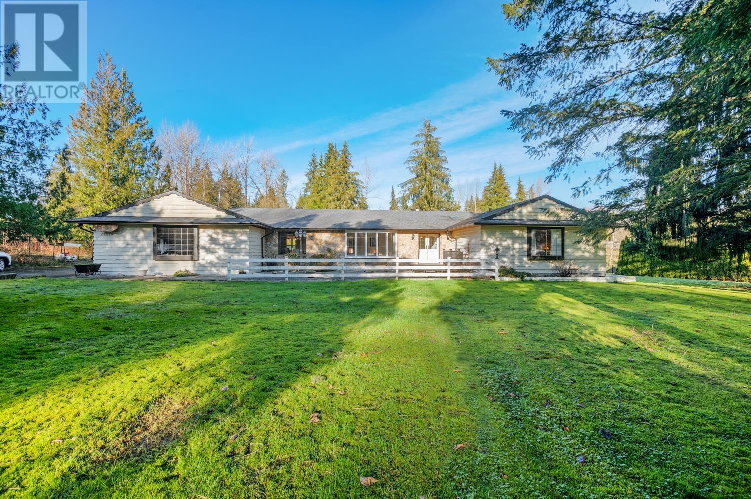 25215 124 Avenue, Maple Ridge, British Columbia  V4R 1T8 - Photo 33 - R2957105