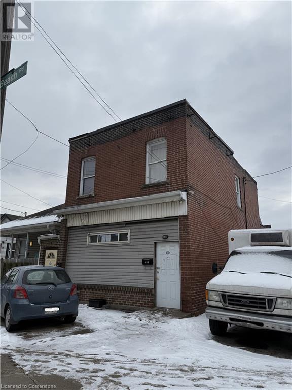 140 Beach Road, Hamilton, Ontario  L8L 4A3 - Photo 8 - 40691133