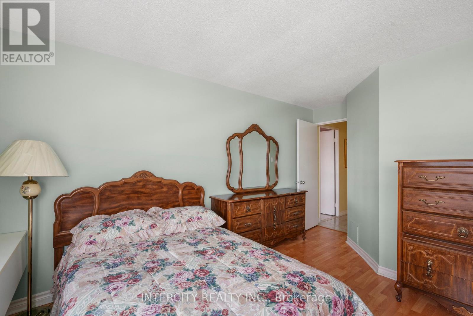 Ph3 - 61 Markbrook Lane, Toronto, Ontario  M9V 5E7 - Photo 22 - W11927417