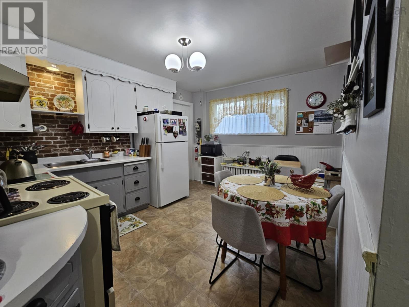 41 Charlotte Street, Sydney, Nova Scotia  B1P 1B5 - Photo 15 - 202501054