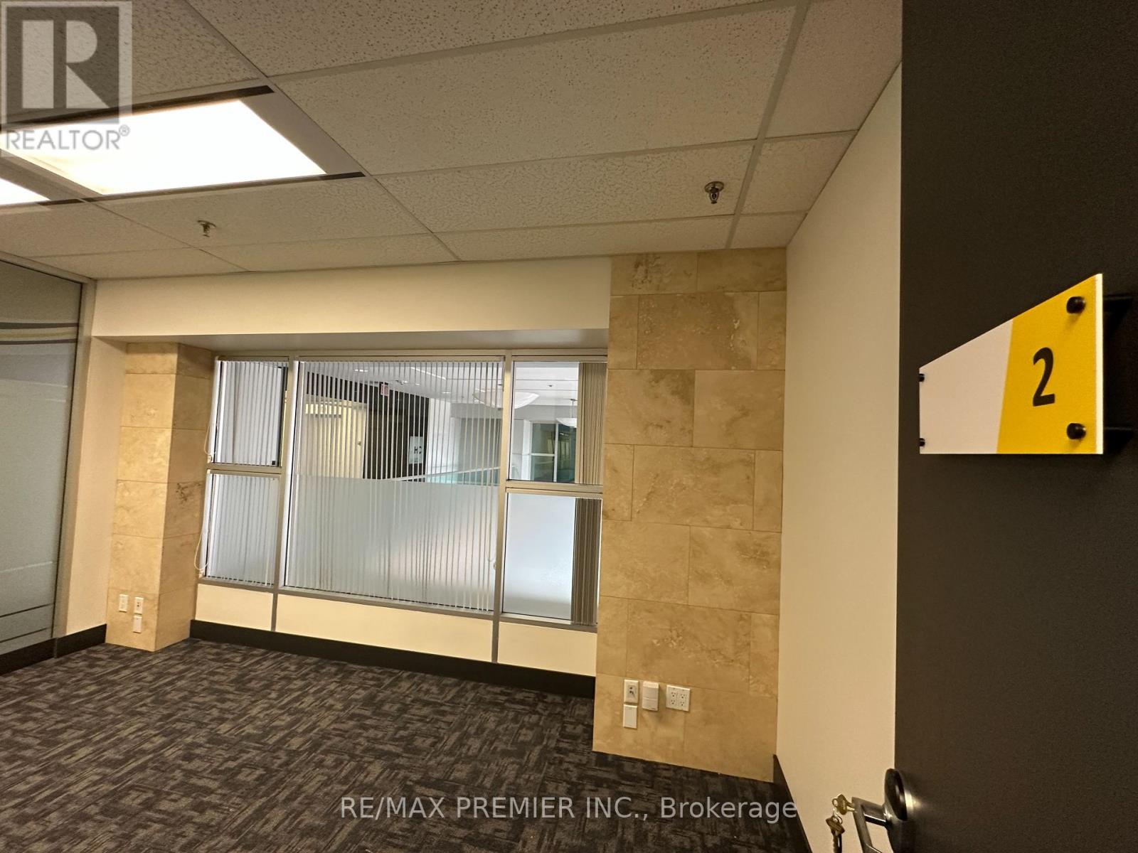 200-02 - 350 Burnhamthorpe Road W, Mississauga, Ontario  L5B 3J1 - Photo 11 - W11927491
