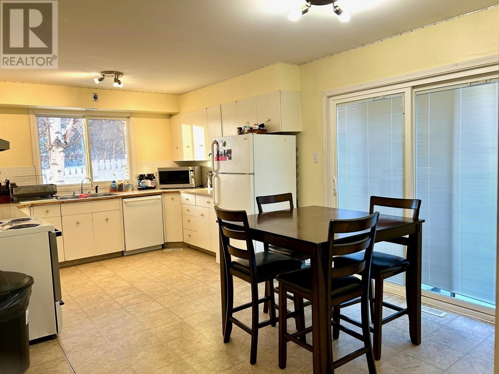 5420 W 53 Avenue, Fort Nelson, British Columbia V0C 1R0 - Photo 5 - R2957025