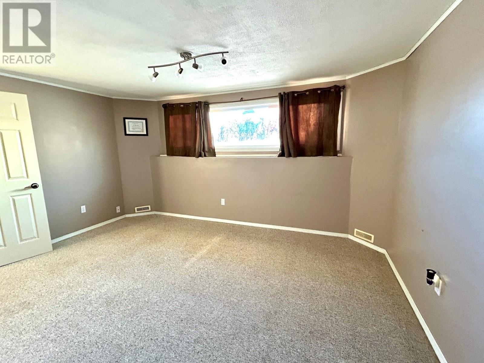 5420 W 53 Avenue, Fort Nelson, British Columbia V0C 1R0 - Photo 15 - R2957025