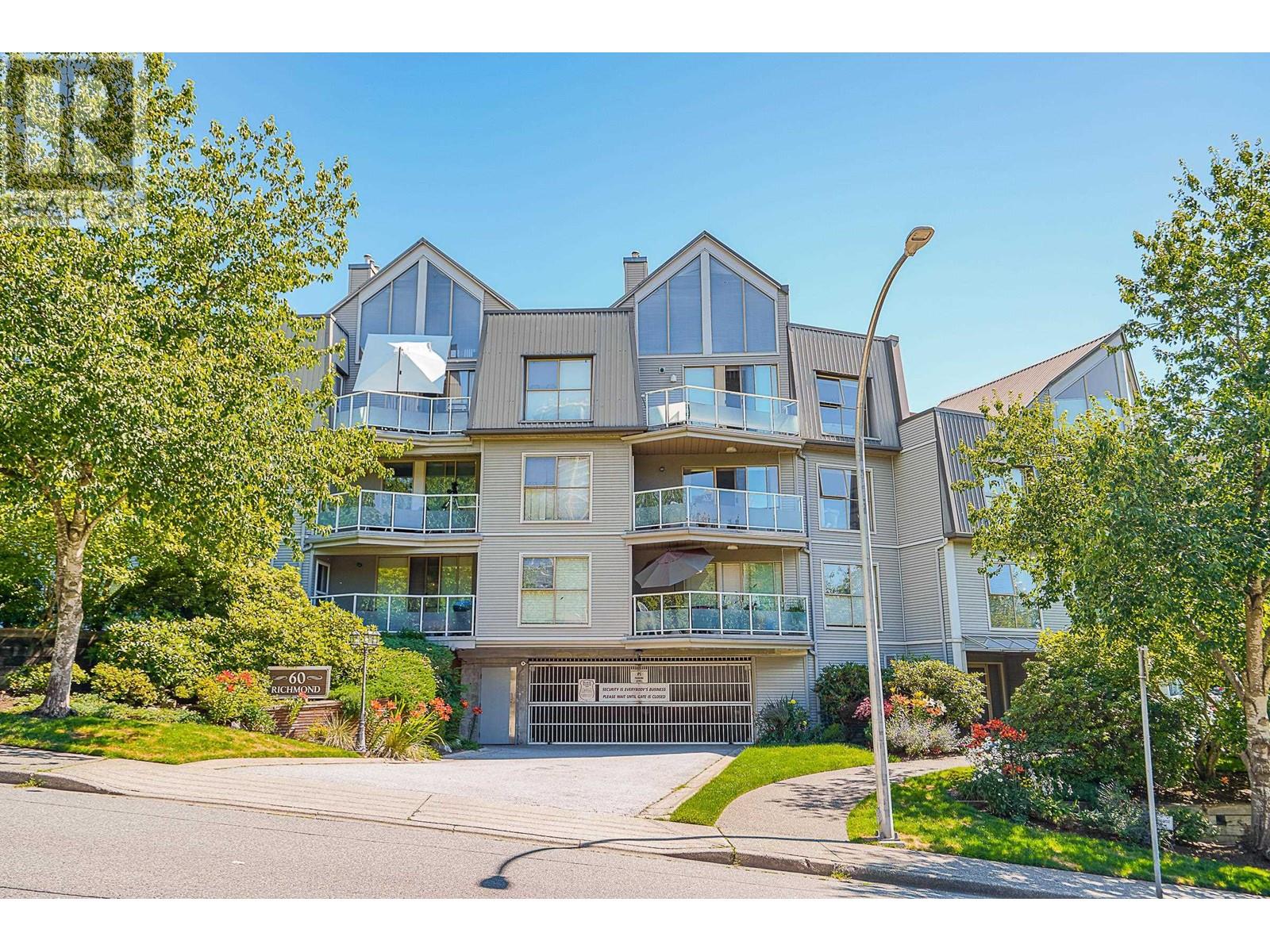 315 60 Richmond Street, New Westminster, British Columbia V3L 5R7 - Photo 1 - R2957148