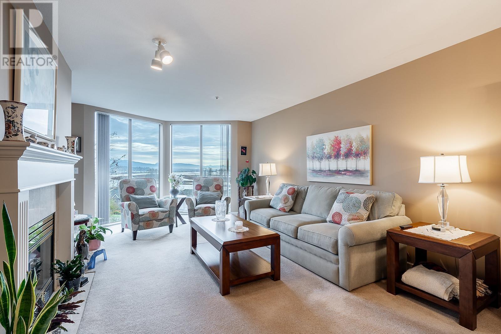 315 60 Richmond Street, New Westminster, British Columbia V3L 5R7 - Photo 3 - R2957148