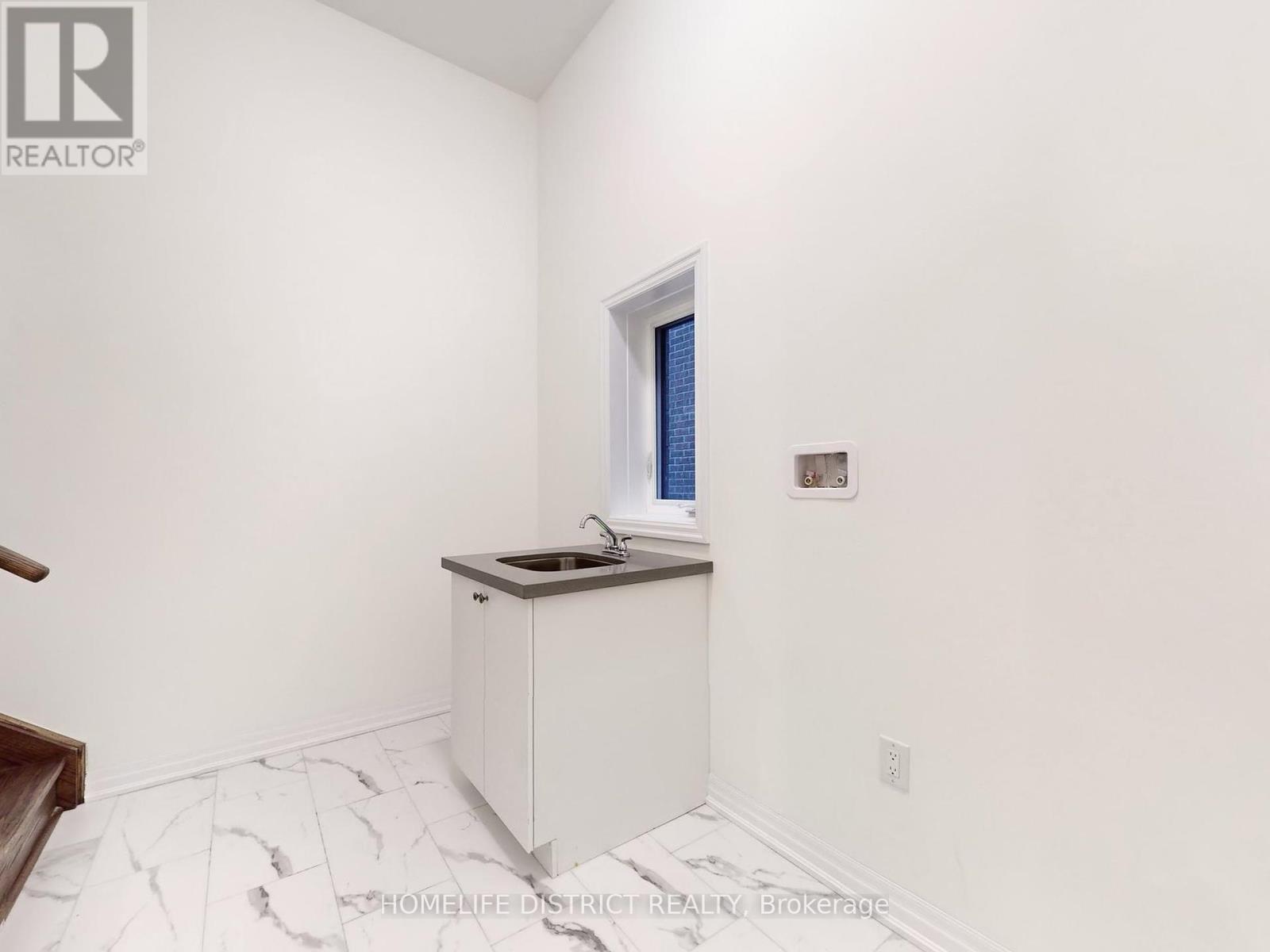 238 Flood Avenue, Clarington, Ontario  L1B 0C9 - Photo 13 - E11927858